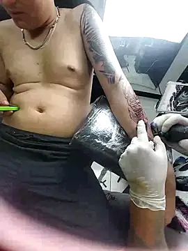 the queen of street online show from 02.27.25