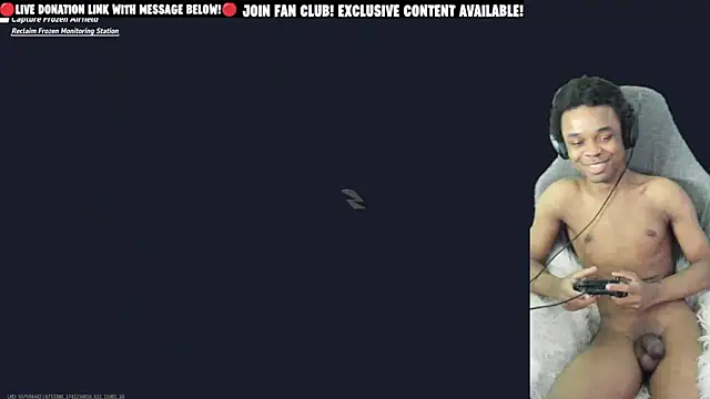 Snapshot of lovemirgaming chatting on 03.05.25 lovemirgaming online show from 03.05.25