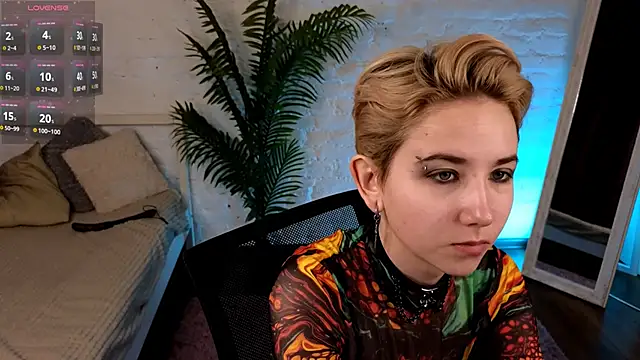 Aurora First online show from 02.04.25