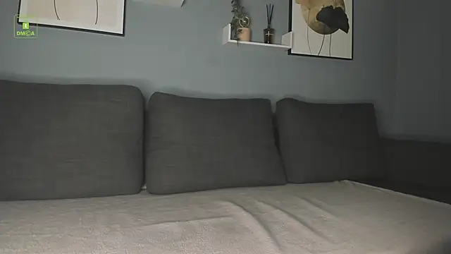 Stephany Richardz online show from 10.18.25