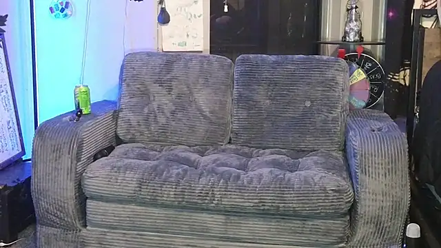 Snapshot of trashbrat chatting on 02.04.26 trashbrat online show from 02.04.26