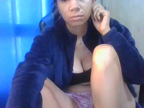 Danielagomez33 online show from 02.04.26