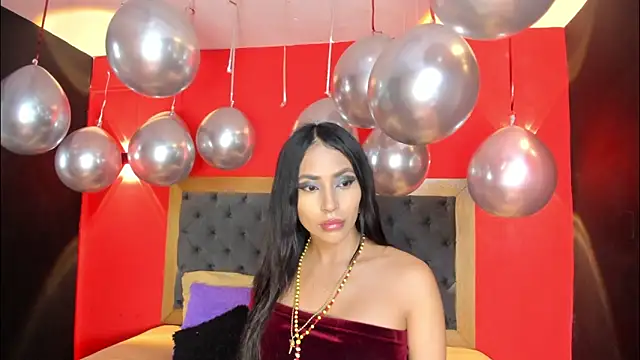 Snapshot of Charlot_Vega_ chatting on 01.06.26 Charlot Vega online show from 01.06.26