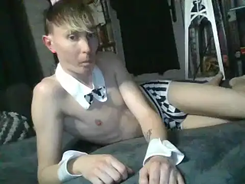 Slytherin-Boy009 online show from 01.12.25