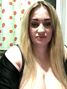 VikiiStoun online show from 10.11.25