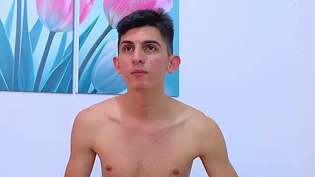 Snapshot of Ana_and_Leo chatting on 03.14.25 Ana and Leo online show from 03.14.25