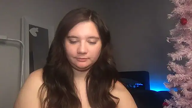 kylienotjenner online show from 02.09.25