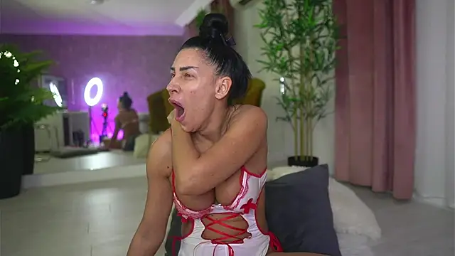 MyaBlack online show from 03.30.26