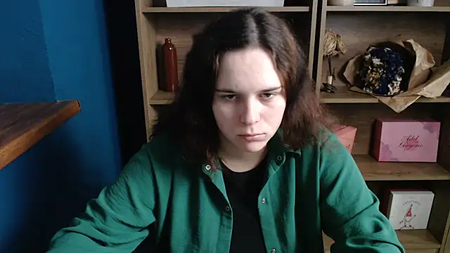 Snapshot of mini_girly chatting on 10.16.25 mini girly online show from 10.16.25