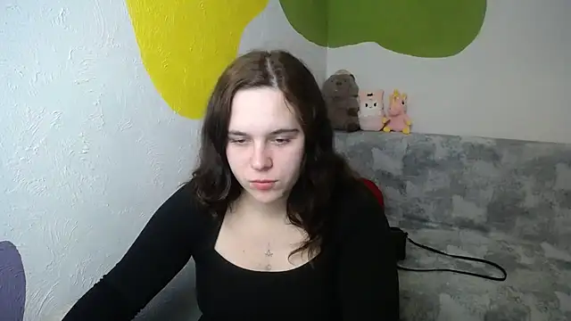 Snapshot of mini_girly chatting on 11.10.25 mini girly online show from 11.10.25