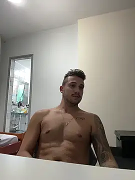 Snapshot of carvalhofelipe chatting on 03.17.25 carvalhofelipe online show from 03.17.25