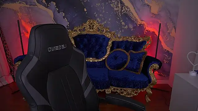 Snapshot of Marmeladkaaa chatting on 11.18.25 Marmeladkaaa online show from 11.18.25