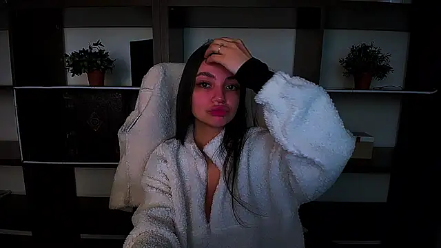 Lexi Jous online show from 03.17.25