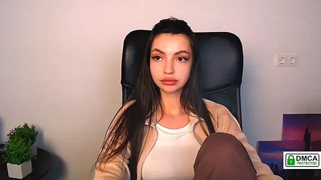 Lexi Jous online show from 09.19.25