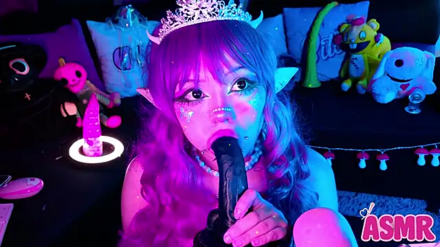 LaytonBox online show from 10.27.25