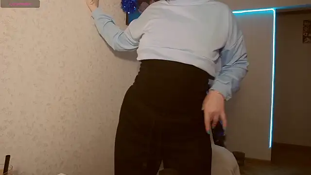 LesyaOxi online show from 01.15.25