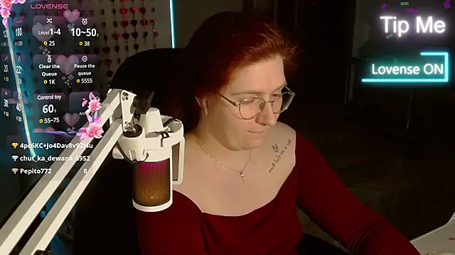 LesyaOxi online show from 02.11.25