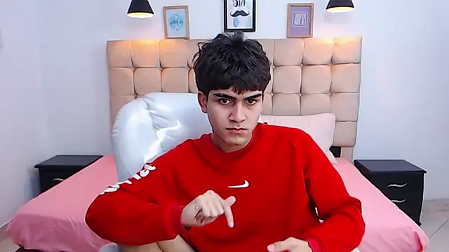 Tommy18   online show from 01.22.25