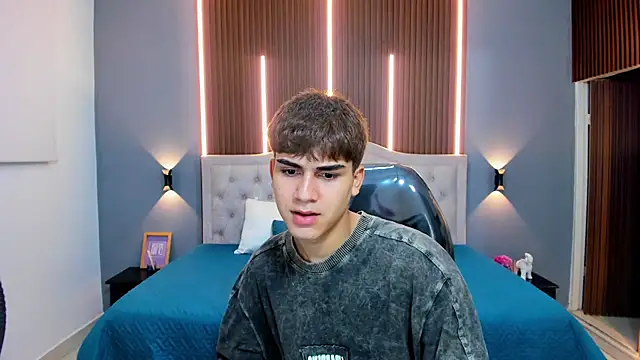 Tommy18   online show from 11.05.25