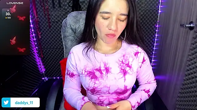 lilihot  online show from 03.13.25