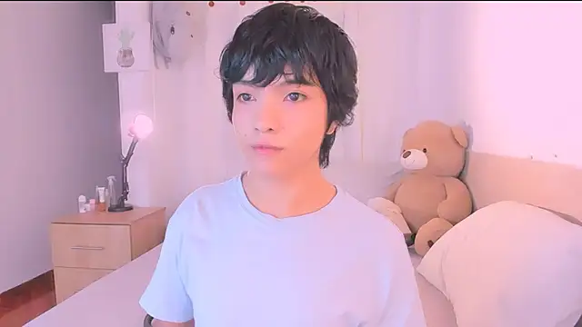 AllanYong18 online show from 09.30.25