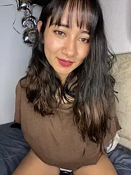 Snapshot of Catmila- chatting on 01.06.26 Catmila- online show from 01.06.26