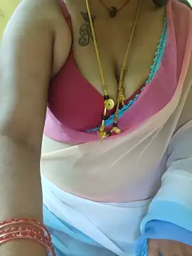 Snapshot of sriyazhini chatting on 03.09.25 sriyazhini online show from 03.09.25