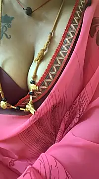 Snapshot of sriyazhini chatting on 03.23.25 sriyazhini online show from 03.23.25