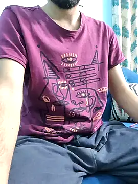 TOPMOON001 online show from 03.04.25