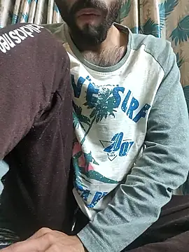 TOPMOON001 online show from 01.05.26