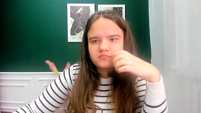 AdeleCruz online show from 02.09.25