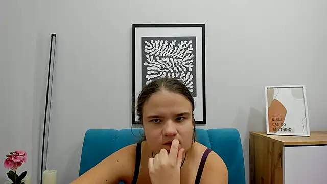 AdeleCruz online show from 11.08.25