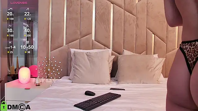 CassieHart online show from 01.10.25