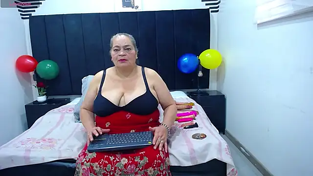 VickyBoobss online show from 10.18.25