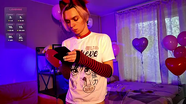 Snapshot of leon_yuugen chatting on 02.14.25 leon yuugen online show from 02.14.25