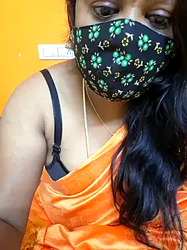 Snapshot of kanikasree chatting on 01.26.25 kanikasree online show from 01.26.25