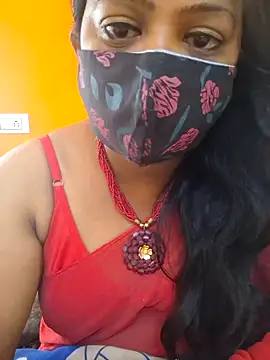 Snapshot of kanikasree chatting on 11.18.25 kanikasree online show from 11.18.25