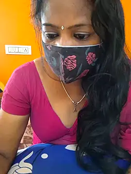 Snapshot of kanikasree chatting on 11.21.25 kanikasree online show from 11.21.25