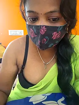 Snapshot of kanikasree chatting on 11.26.25 kanikasree online show from 11.26.25