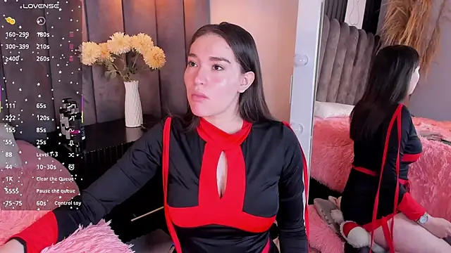 chelsea bolton  online show from 10.31.25