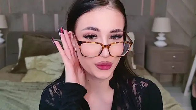 EmmaLawrens online show from 03.13.25