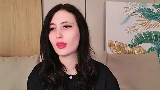 EmmaLawrens online show from 03.01.26