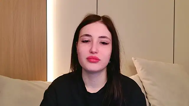 EmmaLawrens online show from 03.14.26