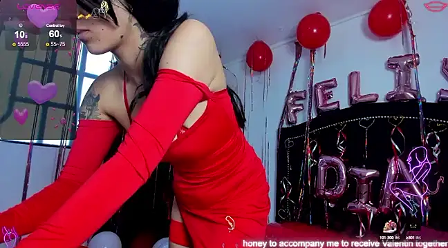 Cleo Hott online show from 02.13.25