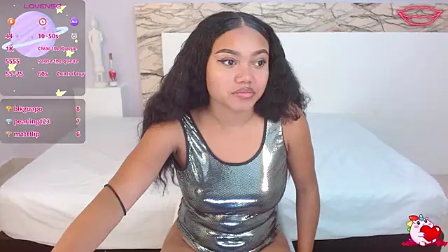 Snapshot of JasmineRose7 chatting on 03.03.25 JasmineRose7 online show from 03.03.25