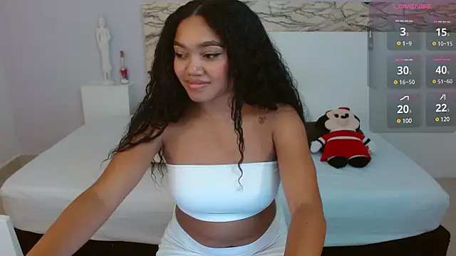 Snapshot of JasmineRose7 chatting on 03.11.25 JasmineRose7 online show from 03.11.25