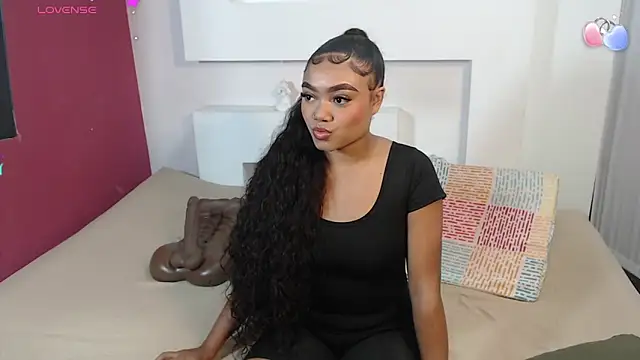 Snapshot of JasmineRose7 chatting on 11.10.25 JasmineRose7 online show from 11.10.25