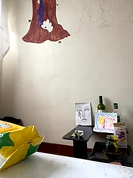 boysLittle online show from 10.03.25