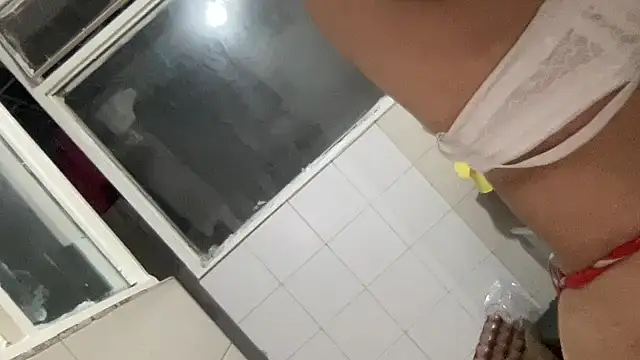 LunaBeya online show from 11.19.25