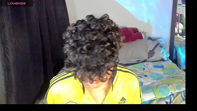 dani angels   online show from 02.15.25